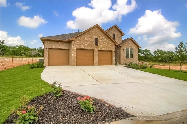 Building Photo - 208 Clement Dr