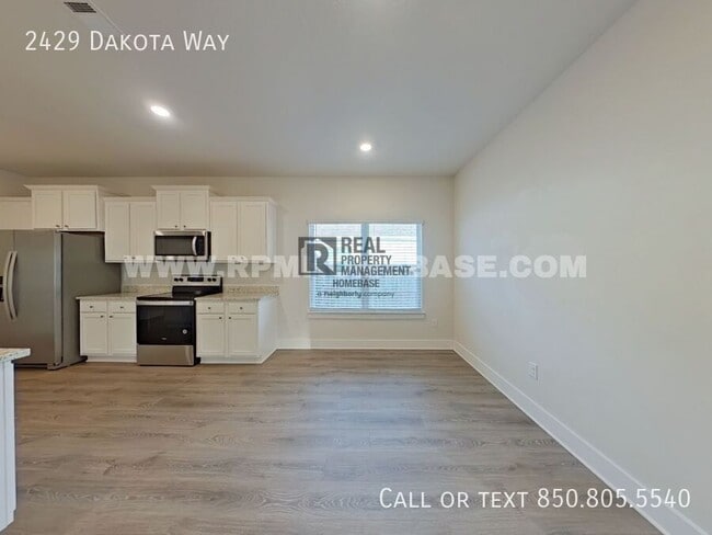 Foto del edificio - 2429 Dakota Wy