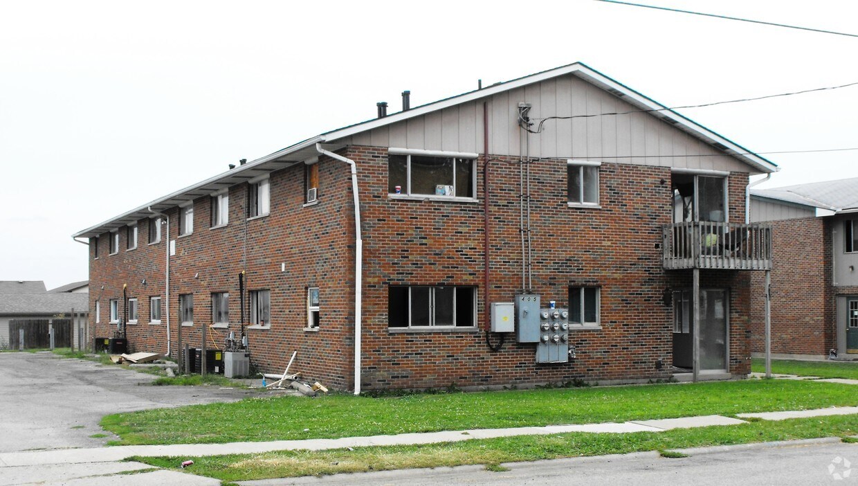 Foto del edificio - 405 Sycamore Rd