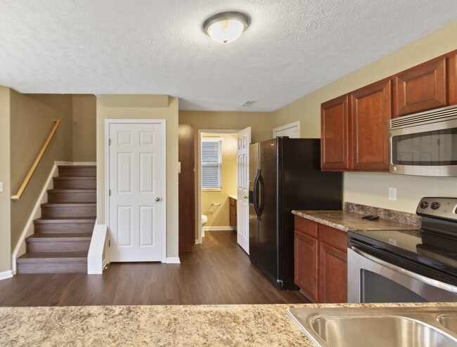 Building Photo - 5877 Hayden Dr