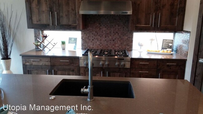 Foto del edificio - 3 br, 3 bath House - 3025 NW Clubhouse Drive