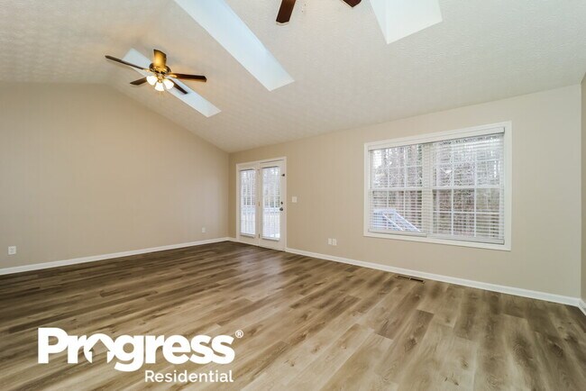 Foto del edificio - 2682 Owens Dr