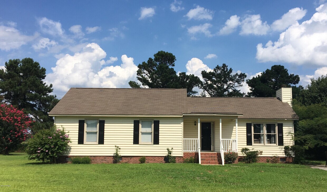 311 Julie Cir, Greenville, NC 27858 House Rental in Greenville, NC