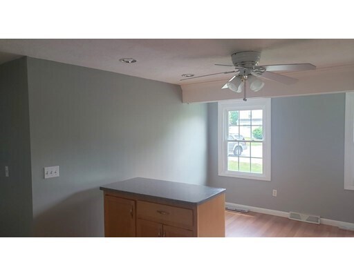 Building Photo - 74 Quincy Way