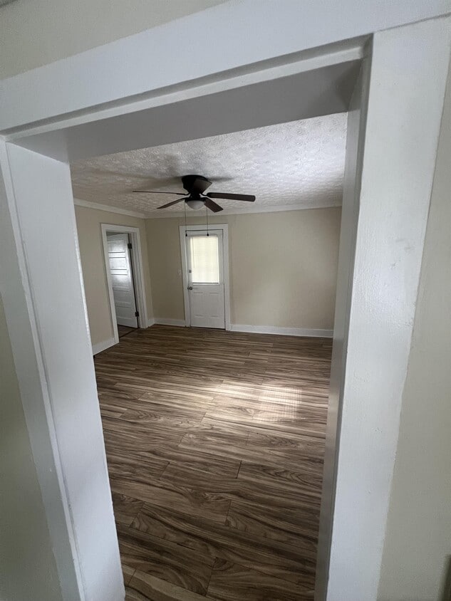 Building Photo - 121 W Forrest Ave