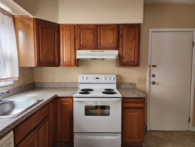 Foto del edificio - 1380 Webb Rd