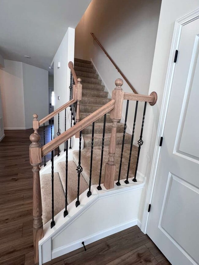 Building Photo - 24453 W Kroll Dr