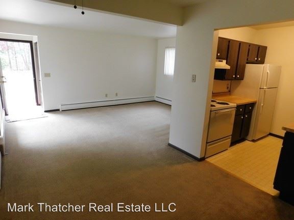Primary Photo - 220 Miller Ave