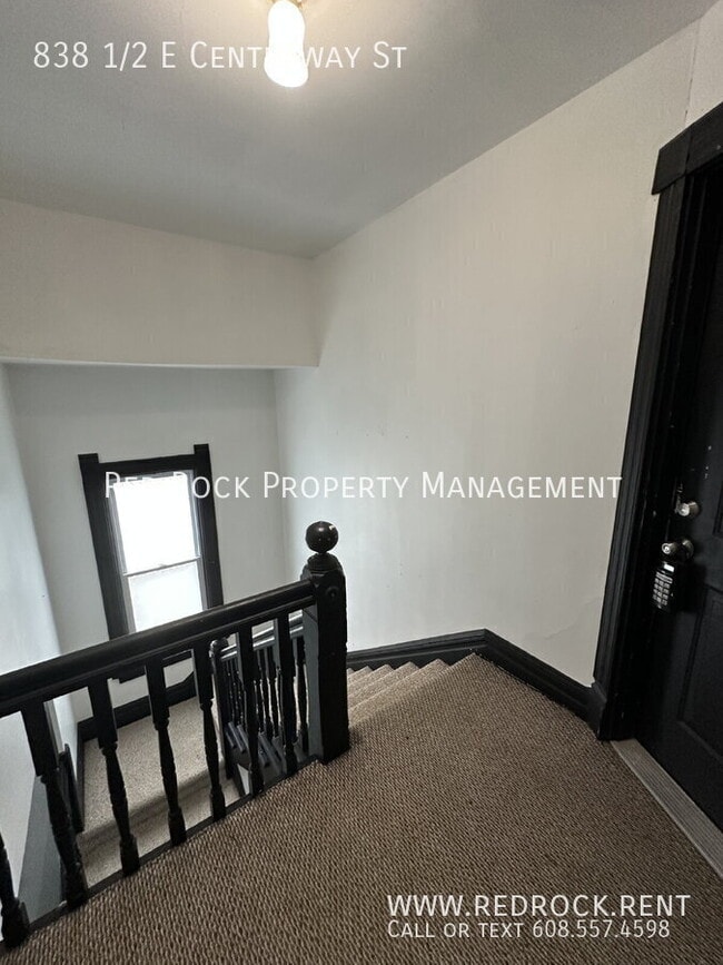 Foto del edificio - 838 E Centerway St