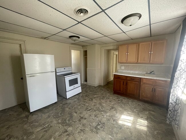 Building Photo - 1034 S 19th St