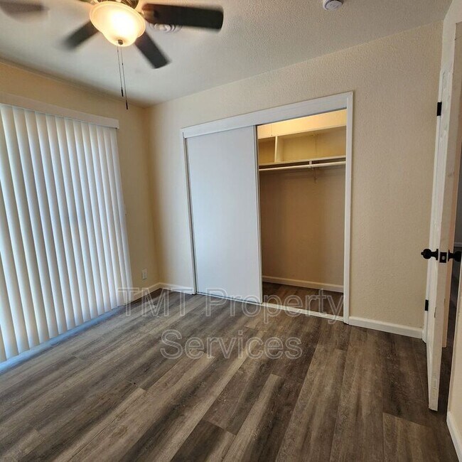 Foto del edificio - 1200 Wayland Ave