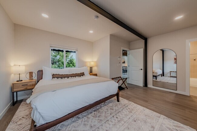 Foto del edificio - 736 W Rider Dr