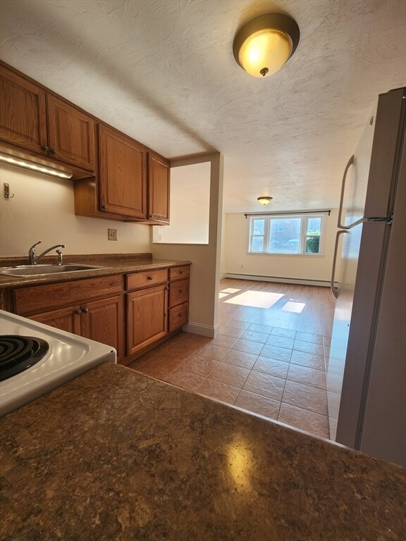 Primary Photo - 20 Miller St