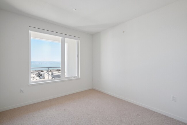 Building Photo - 10 Innes Ct
