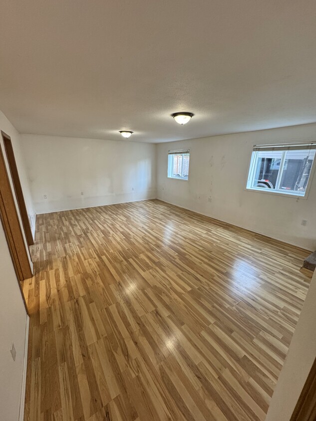 Living Room - 6009 205th Ave E
