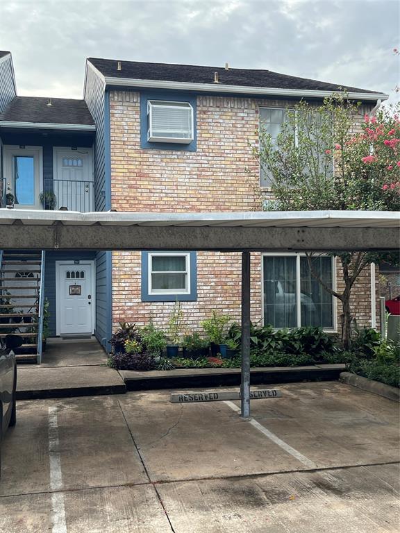 Foto del edificio - 2323 Fairwind Dr