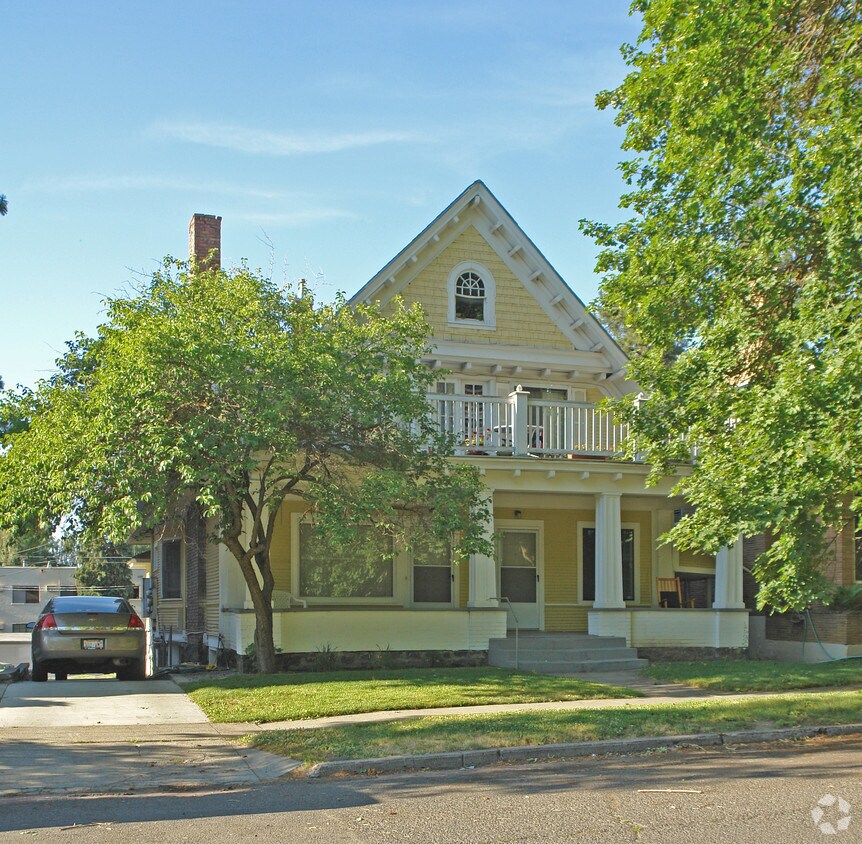 Primary Photo - 1424 W 10th Ave