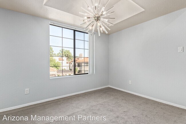 Building Photo - 2 br, 2 bath House - 9775 N 93rd Way #259