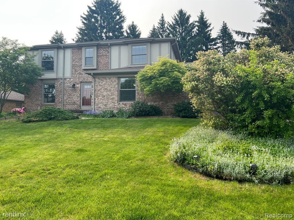 Primary Photo - 4 br, 2.5 bath House - 41973 Waterwheel Rd