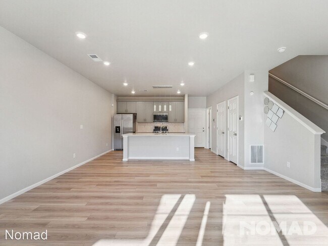 Foto del edificio - 3 br, 2.5 bath House - 6112 N Lisbon St