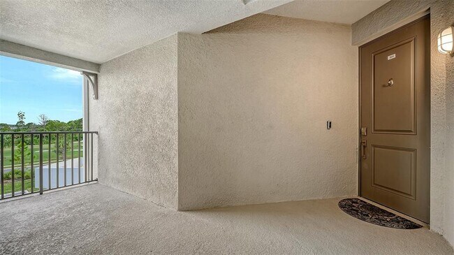 Building Photo - 12140 Wellen Golf St