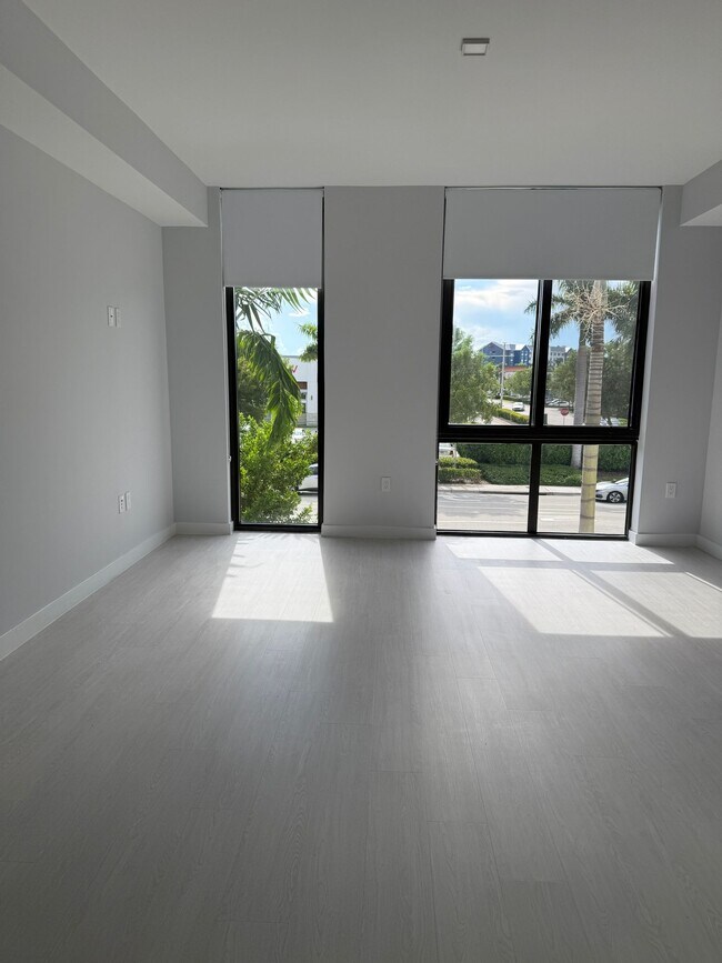 Foto del edificio - 222 SE 3rd St