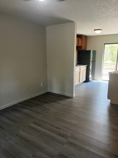 Foto del edificio - 914 Sparta Dr