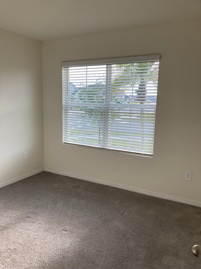 Foto del edificio - 5121 Sultana Cv