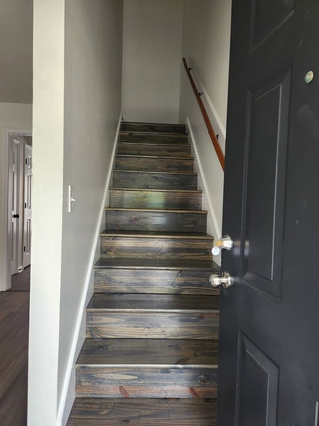 Building Photo - 106 Quail Ridge Cir