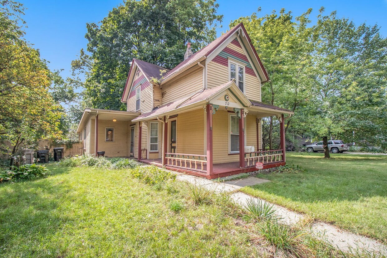 712 W Lasalle Ave, South Bend, IN 46601 House Rental in South Bend