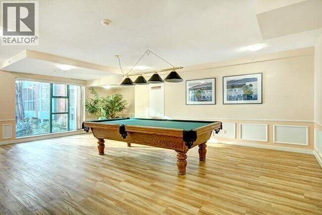 Photo du bâtiment - 939 Homer St