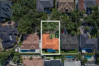 Building Photo - 15941 NW 83rd Ave