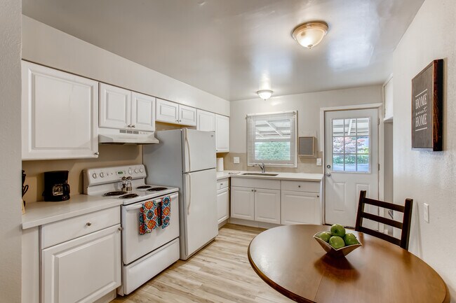 Foto del edificio - 8044 SW Oleson Rd