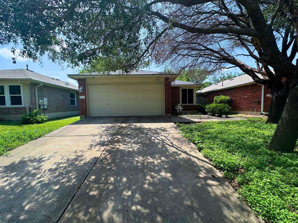 Foto principal - 15539 Sutton Leigh's Ln