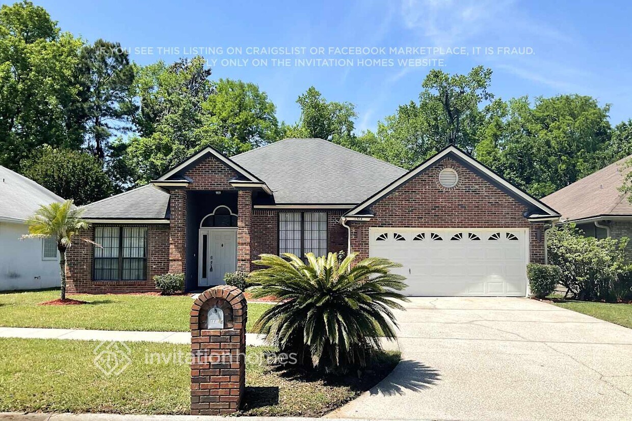 Foto principal - 11584 Alexis Forest Dr