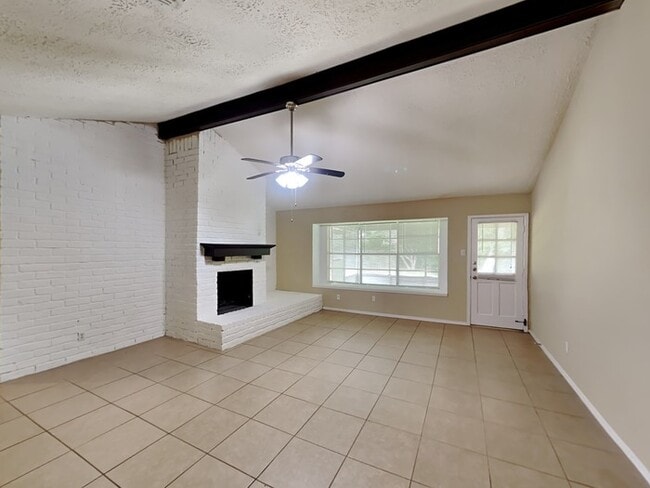 Building Photo - 16627 Blackhawk Blvd