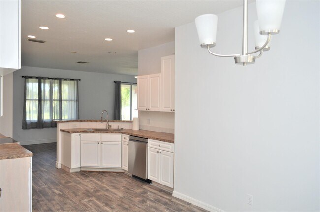 Foto del edificio - 519 NW Ember Way