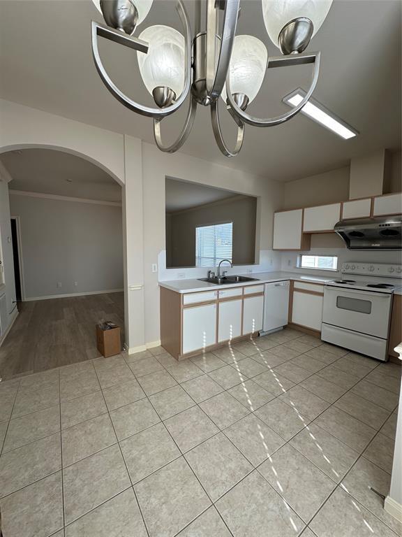 Building Photo - 6289 Wilcrest Dr