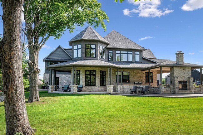 Photo du bâtiment - 511 Algonquin Trail