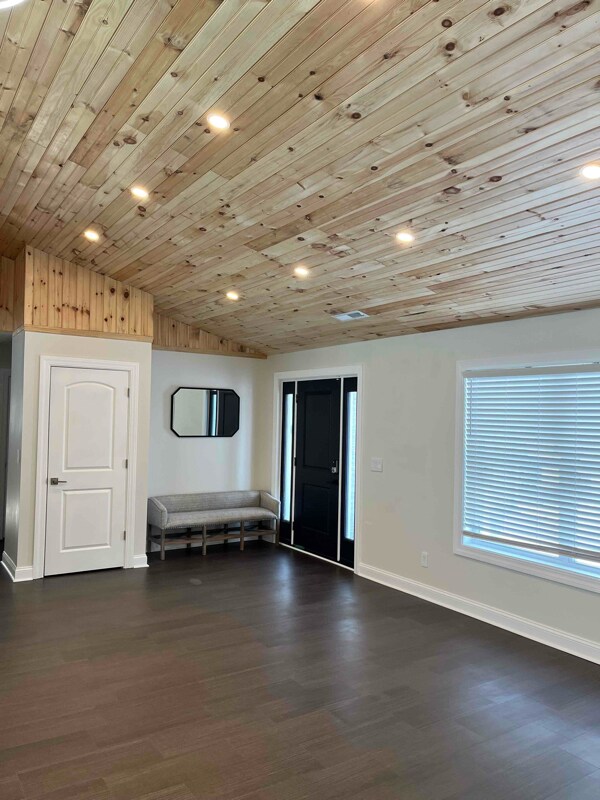 Building Photo - 9798 Sheehan Rd