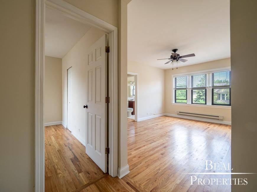 Foto principal - 1 bedroom in CHICAGO IL 60640