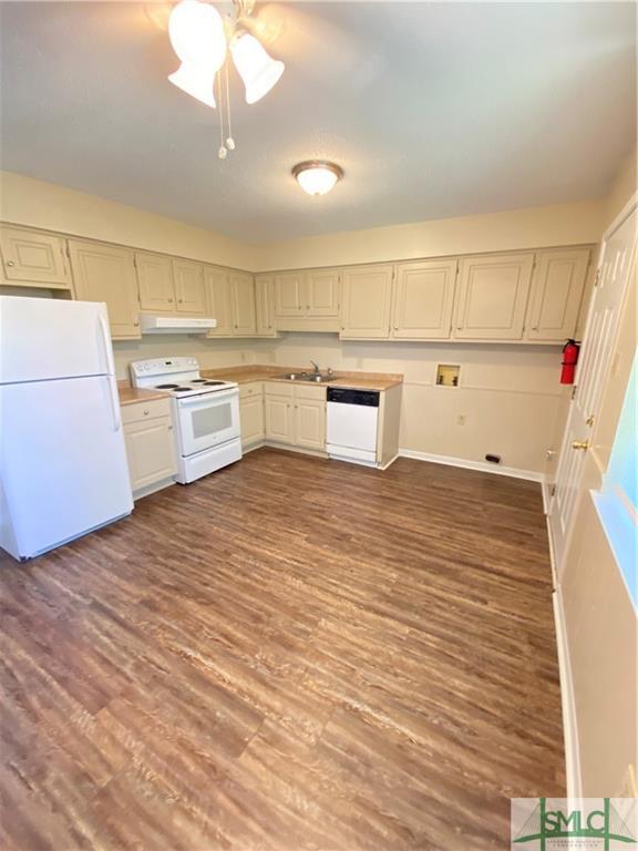 Building Photo - 122 Woodhouse Ln