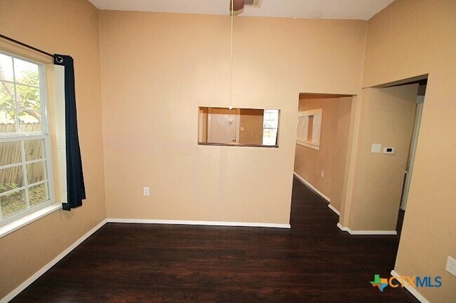 Foto del edificio - 207 N 6th St