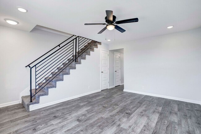 Foto del edificio - 1108 Pembroke Oak Grove Rd