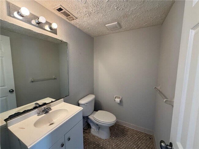 Foto del edificio - 2124 Fieldstone View Ct SE