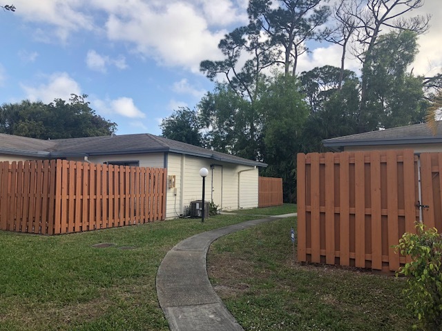 Foto principal - 1832 My Pl Ln