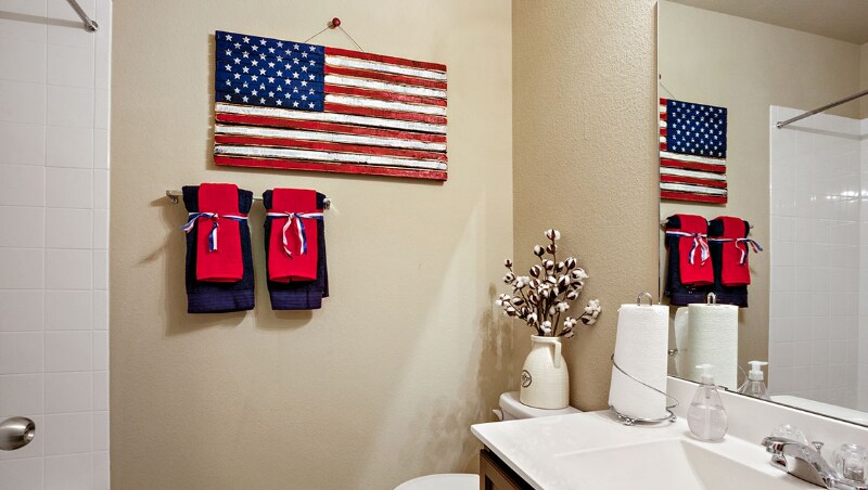 Foto principal - 10202 Tildon Ave