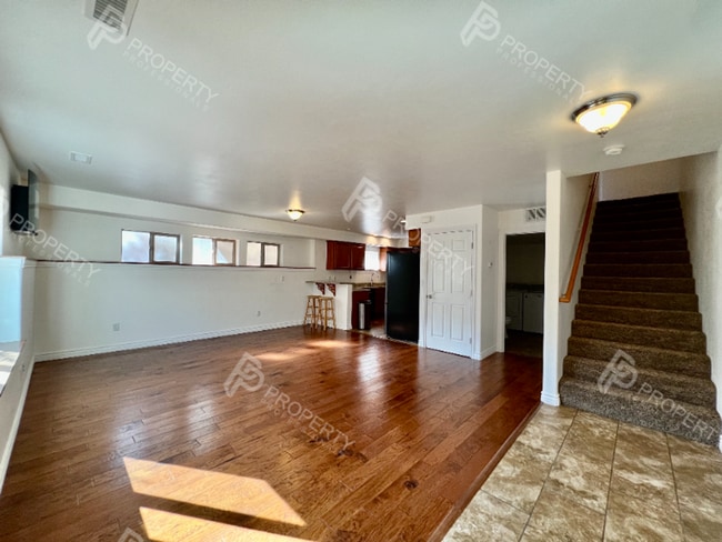 Building Photo - Home for Rent in New Castle - Water, Sewer...