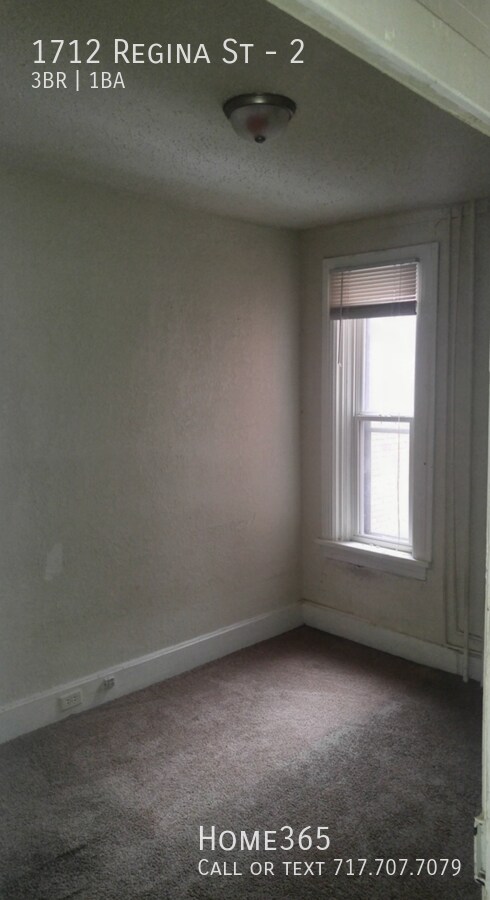 Foto del edificio - Spacious 2nd Floor 3 Bedroom 1 Bathroom Co...