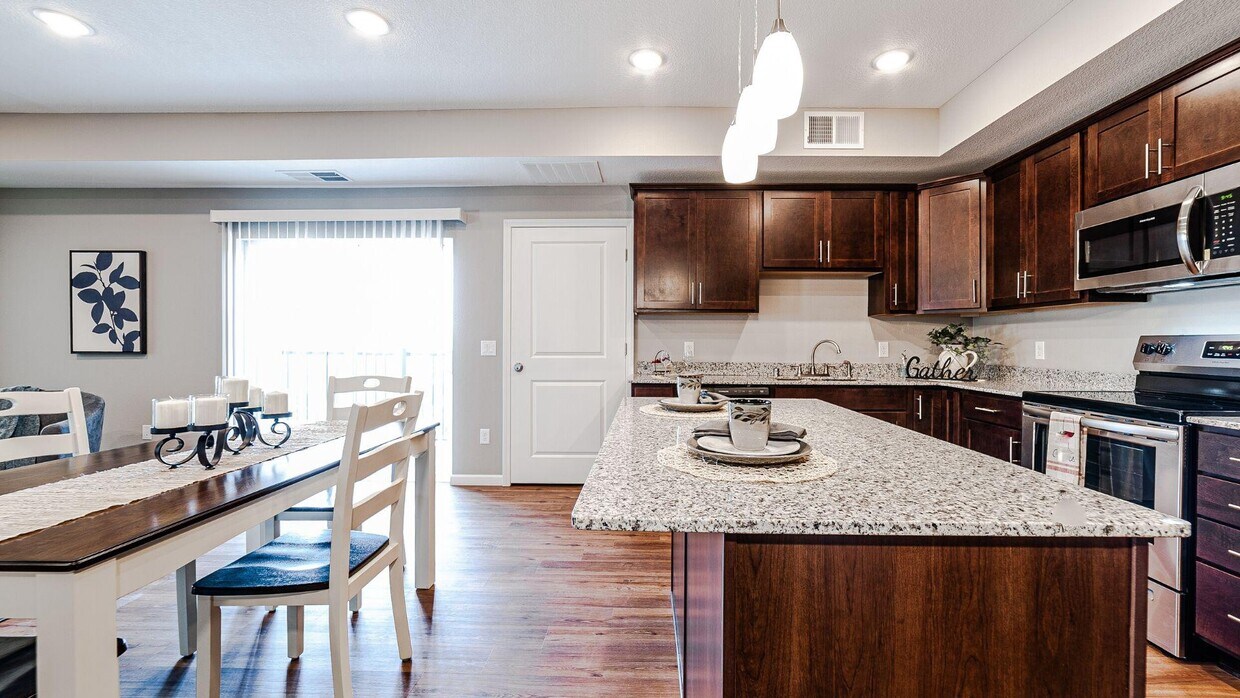 Encore Apartments Apartments 1081 SW Fourth St Forest Lake, MN